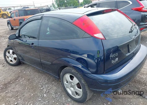 2003 Ford Focus Zx3 z USA, uszkodzony, nr VIN 3FAFP31313R104703